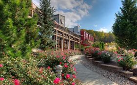Bear Creek Mountain Hotel